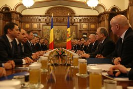 Moldovan president meets Romanian counterpart