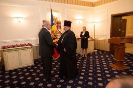 Președintele Timofti a înmânat distincții de stat, în cadrul unei ceremonii oficiale