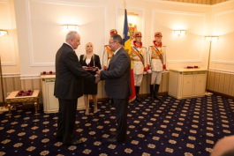 Președintele Timofti a înmânat distincții de stat, în cadrul unei ceremonii oficiale