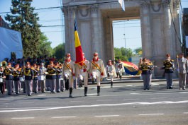 Președintele Nicolae Timofti: Sunt fericit, la fel ca toți cetățenii noștri care trăiesc cu sentimentul de libertate și independență