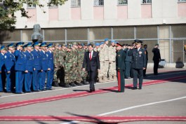 Moldovan president assists at 25th anniversary of National Army