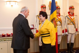 Președintele Timofti a înmânat distincții de stat, în cadrul unei ceremonii