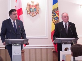 Николае Тимофти встретился с президентом Грузии Михаилом Саакашвили