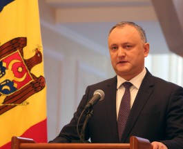 Moldovan president presents presidential advisers team