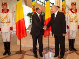 Президент Николае Тимофти встретился с президентом Румынии Траяном Бэсеску