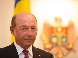 President Nicolae Timofti had a meeting with the Romanian President, Traian Basescu