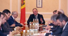 Moldovan president meets ambassadors of former Soviet states