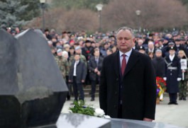 Președintele Igor Dodon a participat la ceremonia dedicată aniversării a 28-a de la retragerea trupelor sovietice din Afganistan