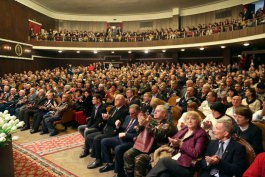 Președintele Republicii Moldova, Igor Dodon, a participat la adunarea solemnă a veteranilor Forțelor Armate și organelor de drept - GLORIA, dedicată Zilei Apărătorului Patriei