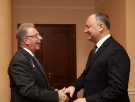 Игорь Додон провел встречу с Председателем Венецианской комиссии Джанни  Букиккио