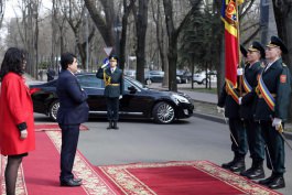 Moldovan president receives accreditation letters of new ambassadors agree