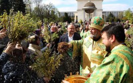 Президент Республики Молдова Игорь Додон принял участие в Богослужении в Кафедральном соборе Рождества Христова