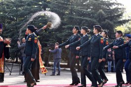 Președintele Republicii Moldova, Igor Dodon a participat la ceremonia festivă de arborare a Drapelului de Stat al Republicii Moldova