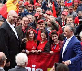 Igor Dodon, Președintele Republicii Moldova a participat la acțiunile dedicate Zilei internaționale a Solidarității Oamenilor Muncii