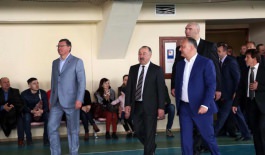 Igor Dodon împreună cu Nikolai Valuev, Valeri Gazaev și Alexandr Burcov au inaugurat un ring de box la Chișinău