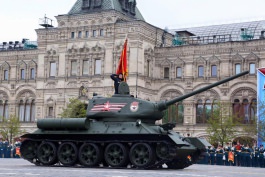 Igor Dodon a participat la Parada Victoriei din Piața Roșie și a depus flori la Mormîntul ostașului necunoscut