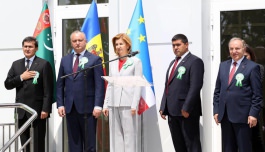 Президент Молдовы принял участие в церемонии открытия детского садика в селе Чишмикиой