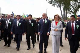 Президент Молдовы принял участие в церемонии открытия детского садика в селе Чишмикиой