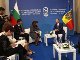 Президент Республики Молдова встретился с вице-президентом Болгарии Илианой Йотовой