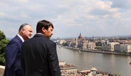 În cadrul vizitei de lucru la Budapesta, Igor Dodon a avut o întrevedere cu Președintele Ungariei, Janos Ader
