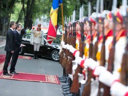 Nicolae Timofti a primit scrisorile de acreditare din partea Ambasadorului Olandei în Republica Moldova, Mattheus Van Bonzel