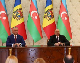 Președintele Republicii Moldova, Igor Dodon a avut o întrevedere cu Preşedintele Republicii Azerbaidjan, Ilham Aliyev