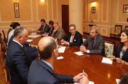 Президент Игорь Додон провел встречу с Йоганессом Ханном