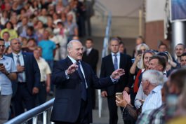 Președintele Igor Dodon a participat la ceremonia oficială de deschidere a Festivalului Internaţional „Slaveanski Bazar” 