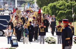 În ziua canonizării lui Ștefan cel Mare, Igor Dodon a înmînat decorații de stat la 16 preoți ai Mitropoliei Moldovei