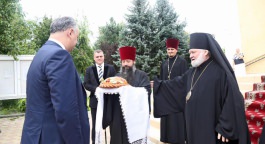 Președintele Igor Dodon a vizitat biserica Sfinții Arhangheli Mihail și Gavriil din satul Slobozia Mare