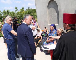 Președintele Igor Dodon a vizitat biserica Sfinții Arhangheli Mihail și Gavriil din satul Slobozia Mare