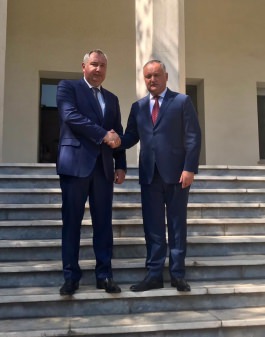 Игорь Додон и Дмитрий Рогозин провели встречу в Тегеране