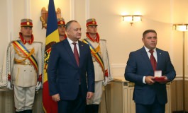 Moldovan president hands state distinctions