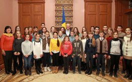 Approximately 100 children from the southern regions of the country and Gagauzia visited the presidency in the framework of the Open Day