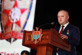 Igor Dodon a participat la festivitatea cu prilejul Zilei veteranilor forțelor armate și organelor de drept   