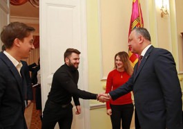 Igor Dodon a avut o întrevedere cu membrii formației “DoReDoS”