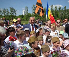 Igor Dodon a efectuat o vizită la Complexul Memorial „Capul de Pod Şerpeni”