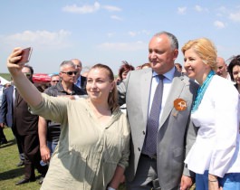 Igor Dodon a participat la evenimentele festive organizate cu prilejul sărbătorii ”Hederlez”