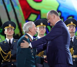 Igor Dodon a participat la concertul festiv organizat cu prilejul aniversării a 73-a a Marii Victorii