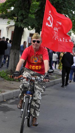 Președintele Republicii Moldova, Igor Dodon, a participat la acţiunile organizate cu prilejul Zilei Victoriei 