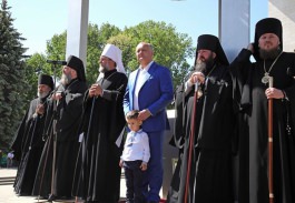 Președintele Igor Dodon a participat la Marșul pentru susținerea familiei tradiționale