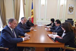 Președintele Igor Dodon s-a întîlnit cu Şeful Delegaţiei UE în Republica Moldova și Șeful Adjunct al Misiunii Diplomatice a SUA în țara noastră