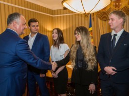 Studenții masteranzi din diasporă efectuează un stagiu de practică la Președinția Republicii Moldova