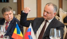 Igor Dodon a avut o întrevedere cu  redactorii-șefi ai mai multor organe mass media din Federația Rusă