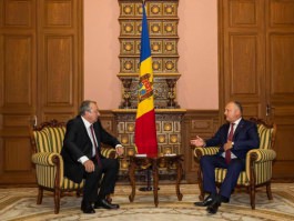 Președintele Republicii Moldova a conferit “Ordinul de Onoare" Ambasadorului Republicii Bulgaria în țara noastră