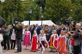 Igor Dodon a participat la cea de-a XVII-a ediție a Festivalului Republican al Etniilor