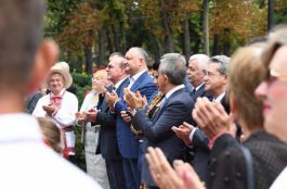 Igor Dodon a participat la cea de-a XVII-a ediție a Festivalului Republican al Etniilor