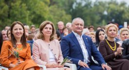 Igor Dodon a participat la cea de-a doua ediție a Festivalului costumului național