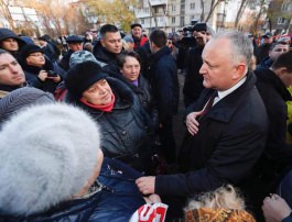 Igor Dodon a participat la inaugurarea unui complex sportiv în orașul Soroca