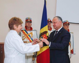 Президент Республики Молдова посетил столичное медицинское учреждение «Институт матери и ребенка»